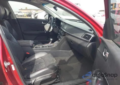 2016 Kia Optima Sx Turbo z USA, uszkodzony, nr VIN 5XXGW4L24GG052936